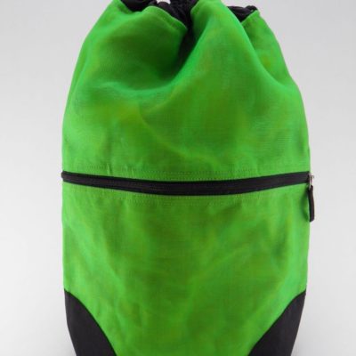 Floating - ethical backpack - Apple green